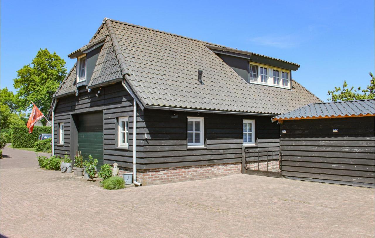 2 Bedroom Awesome Home In Udenhout Exterior photo
