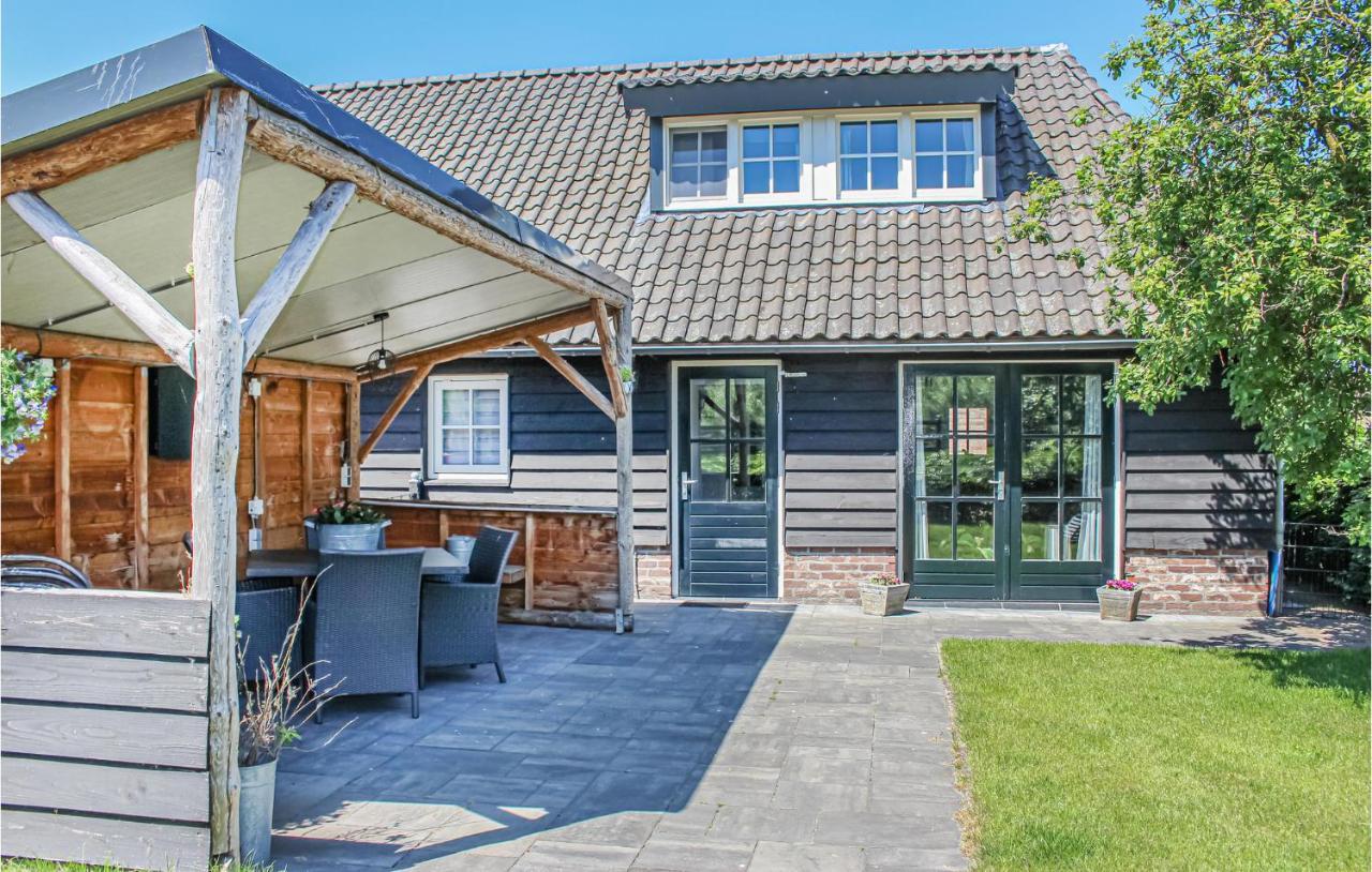 2 Bedroom Awesome Home In Udenhout Exterior photo