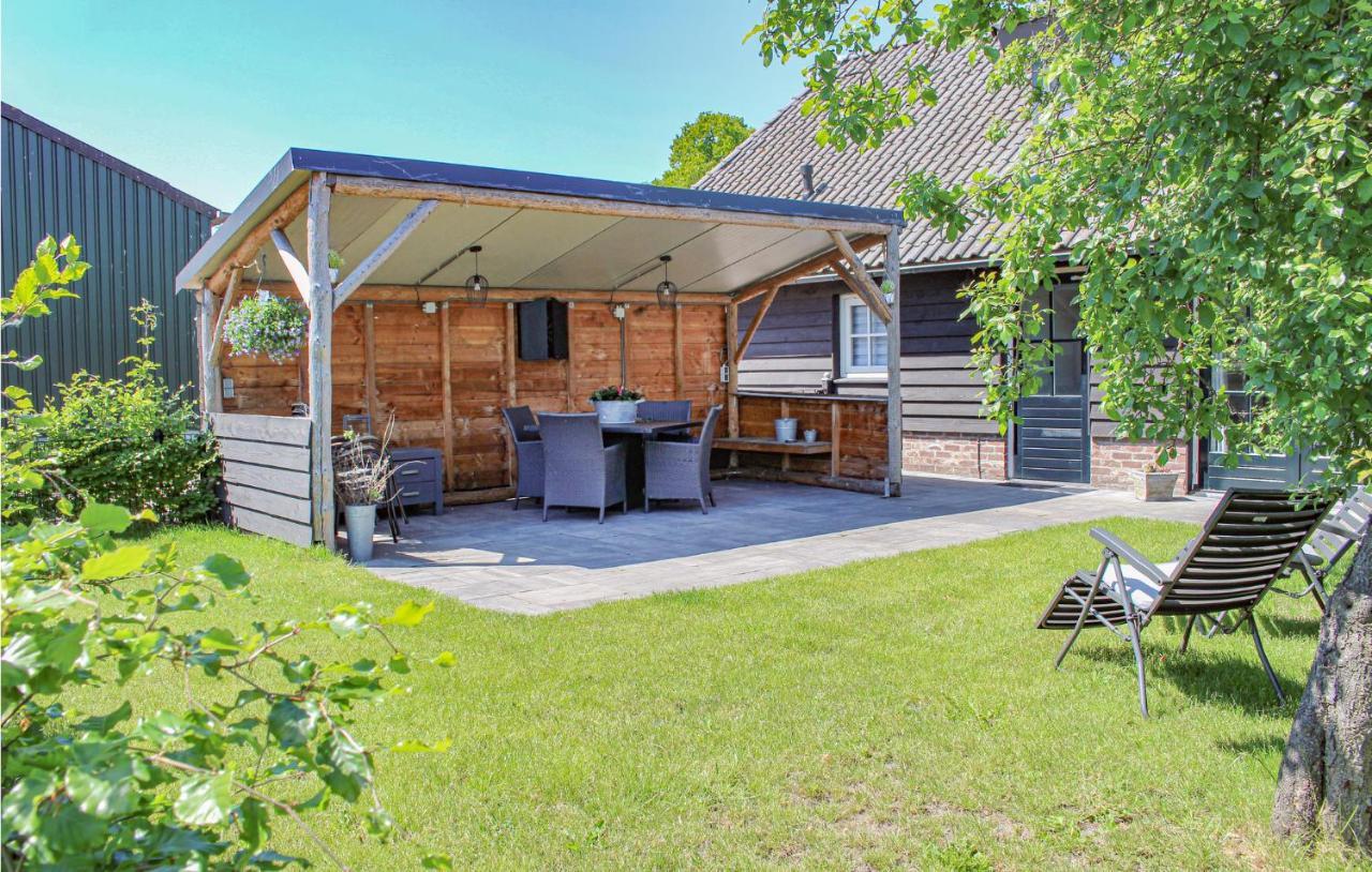 2 Bedroom Awesome Home In Udenhout Exterior photo
